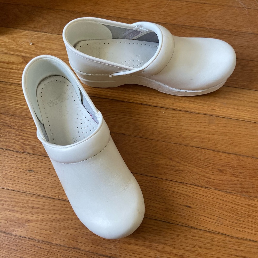 Dansko women’s professional clogs